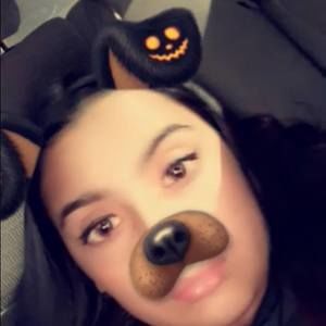 Meet your Posher, Lorena